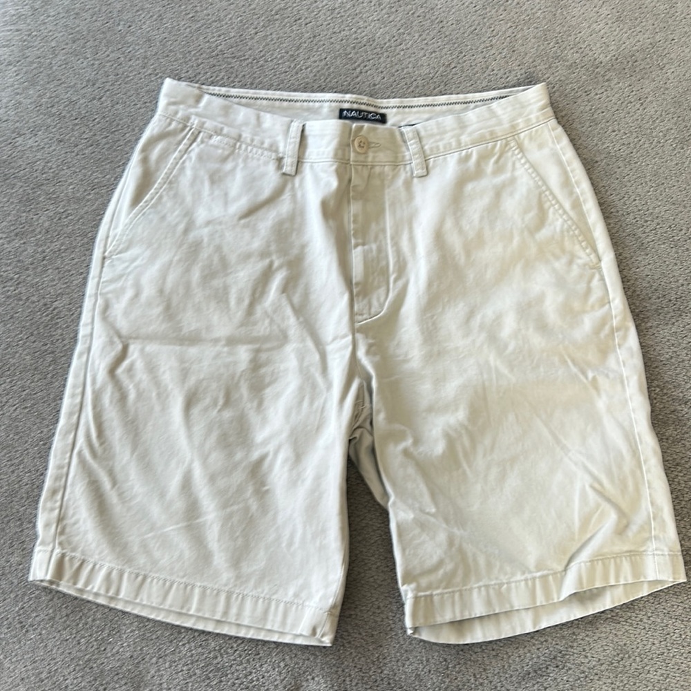 Men’s nautica khaki shorts